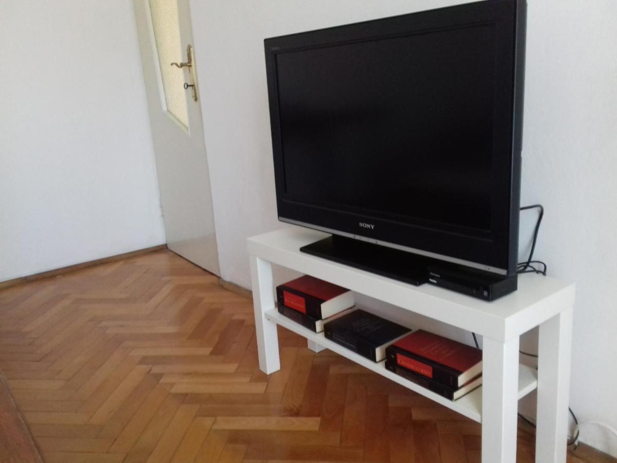 Apartment Dragan Пула Екстериор снимка